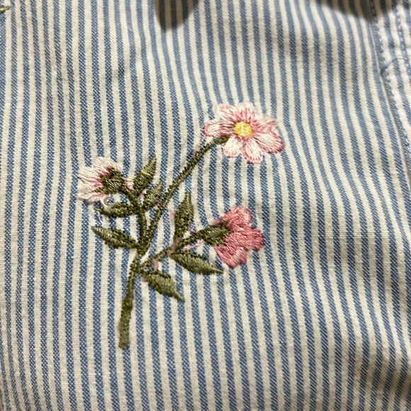 Solutions Original blue and white floral embroidered stripe button down shirt L - Picture 3 of 5